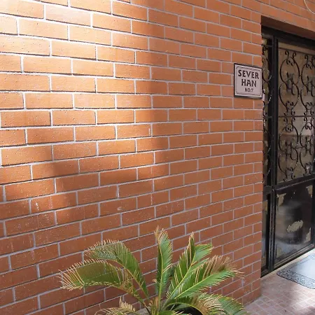 Silent Corner 4